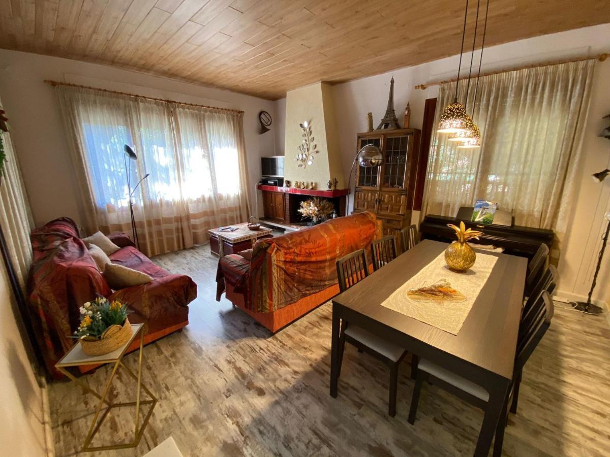 Casa Acogedora Familiar Con Piscina Pallejá Kültér fotó