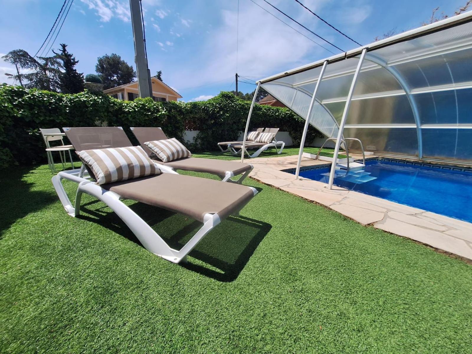 Casa Acogedora Familiar Con Piscina Pallejá Kültér fotó